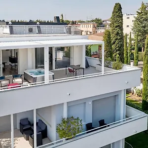 Luxury La Finestra Sul Apartment Peschiera del Garda
